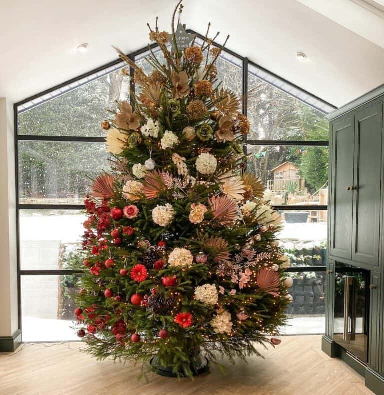 Christmas Tree With Faux Flowers