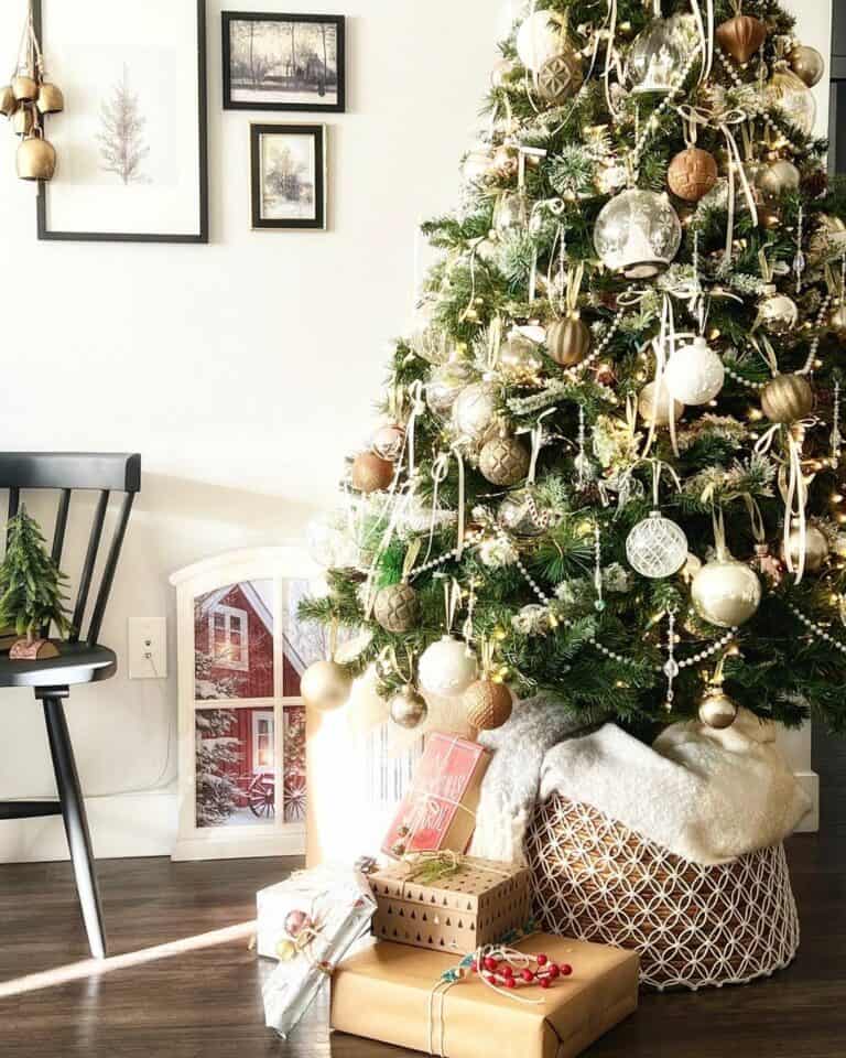 Christmas Tree With Glass and Crystal Baubles