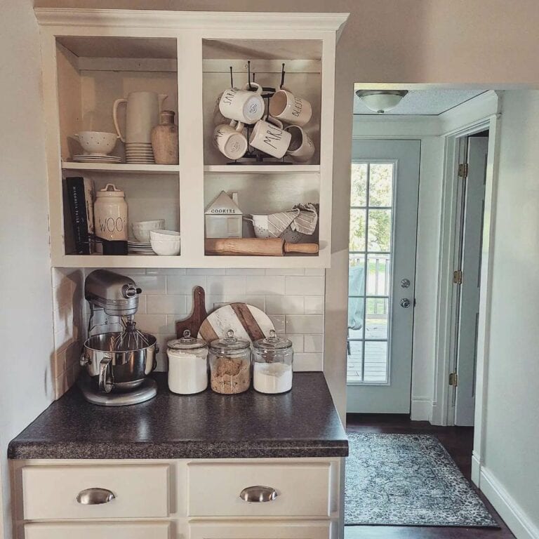 Coffee Bar With Black Marble Cabinet