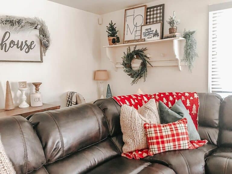Colorful Holiday Infusions in Neutral Living Room