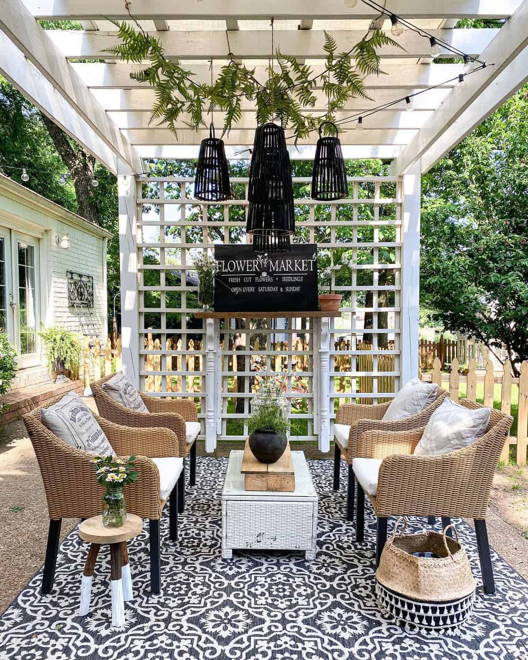 Cottage Porch With Outdoor TV - Soul & Lane