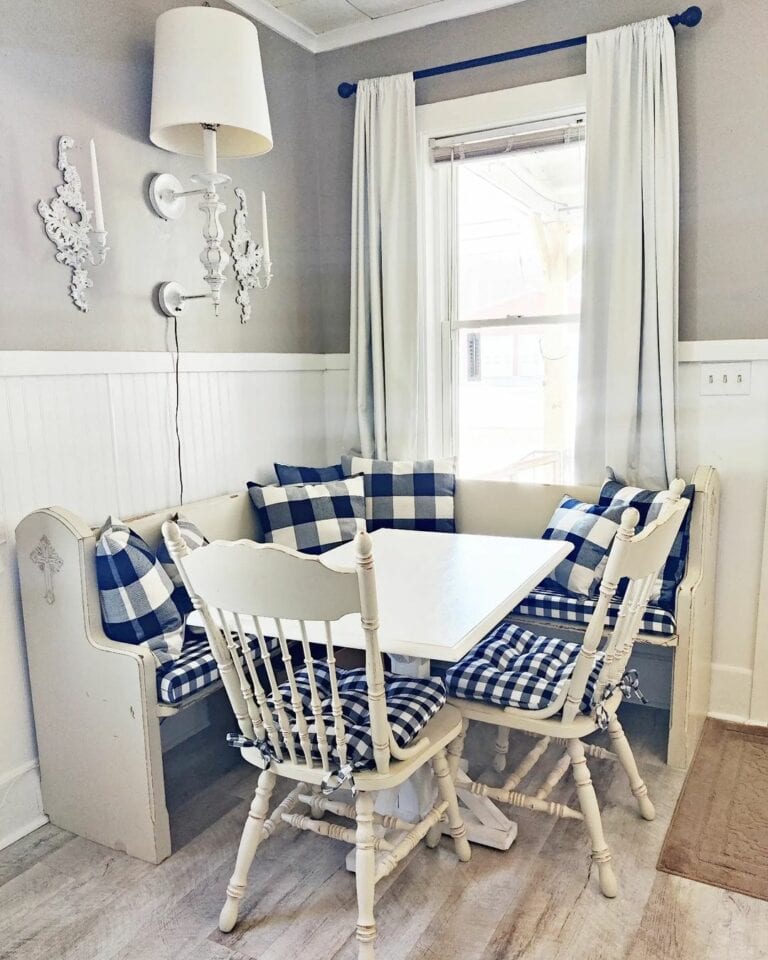 Country Dining Nook With Plaid Bench