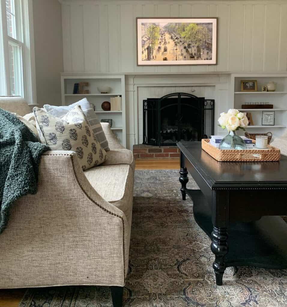 Elongated Fireplace Mantel With Bookshelves