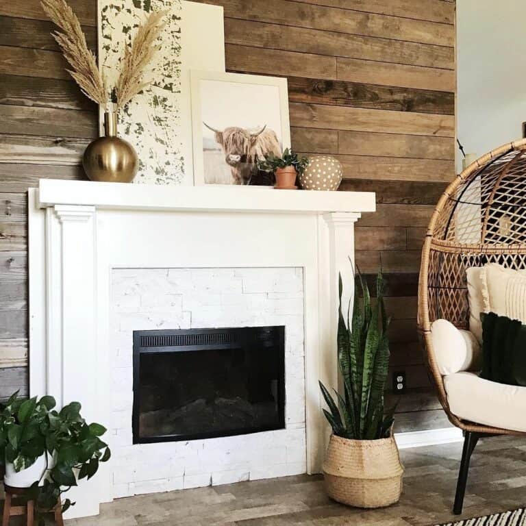 Free-spirited Boho Décor With Modern Wood Paneling