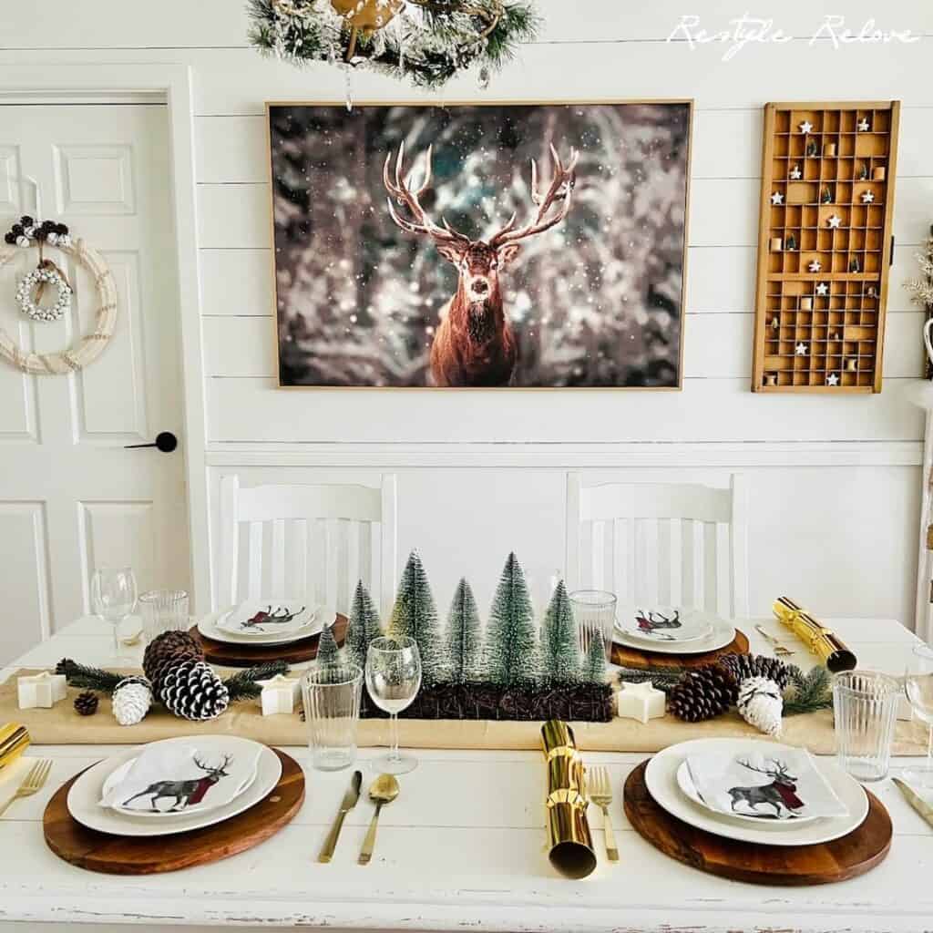 Modern Christmas Table Styling