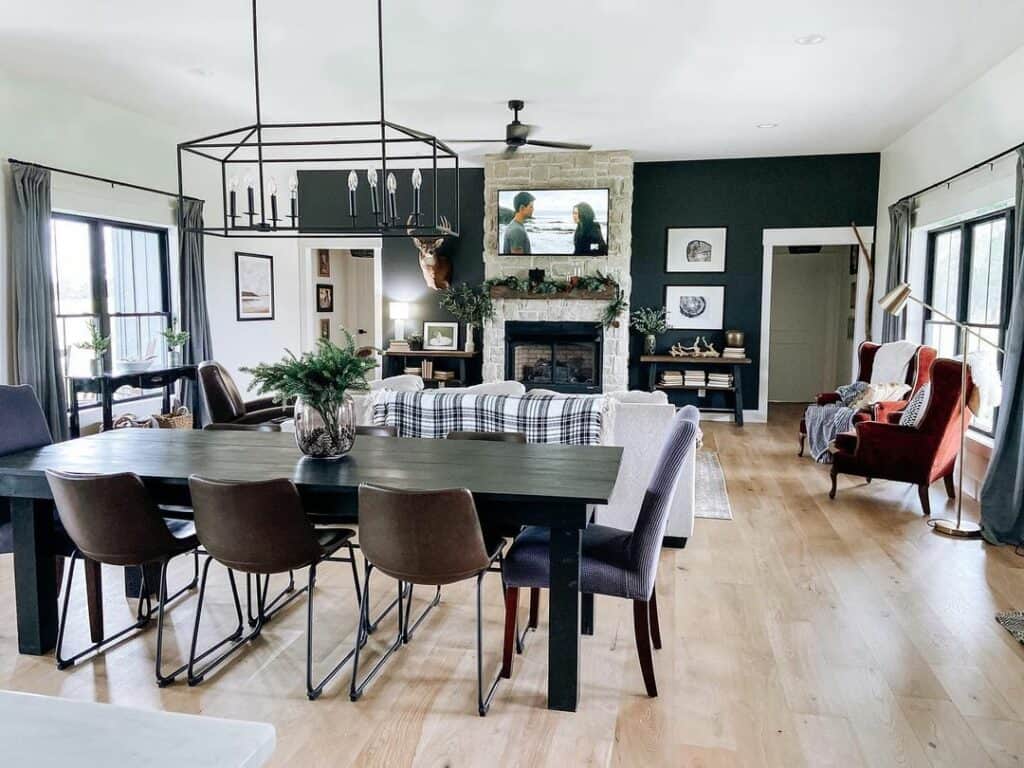 Modern Dining Room With Geometric Chandelier