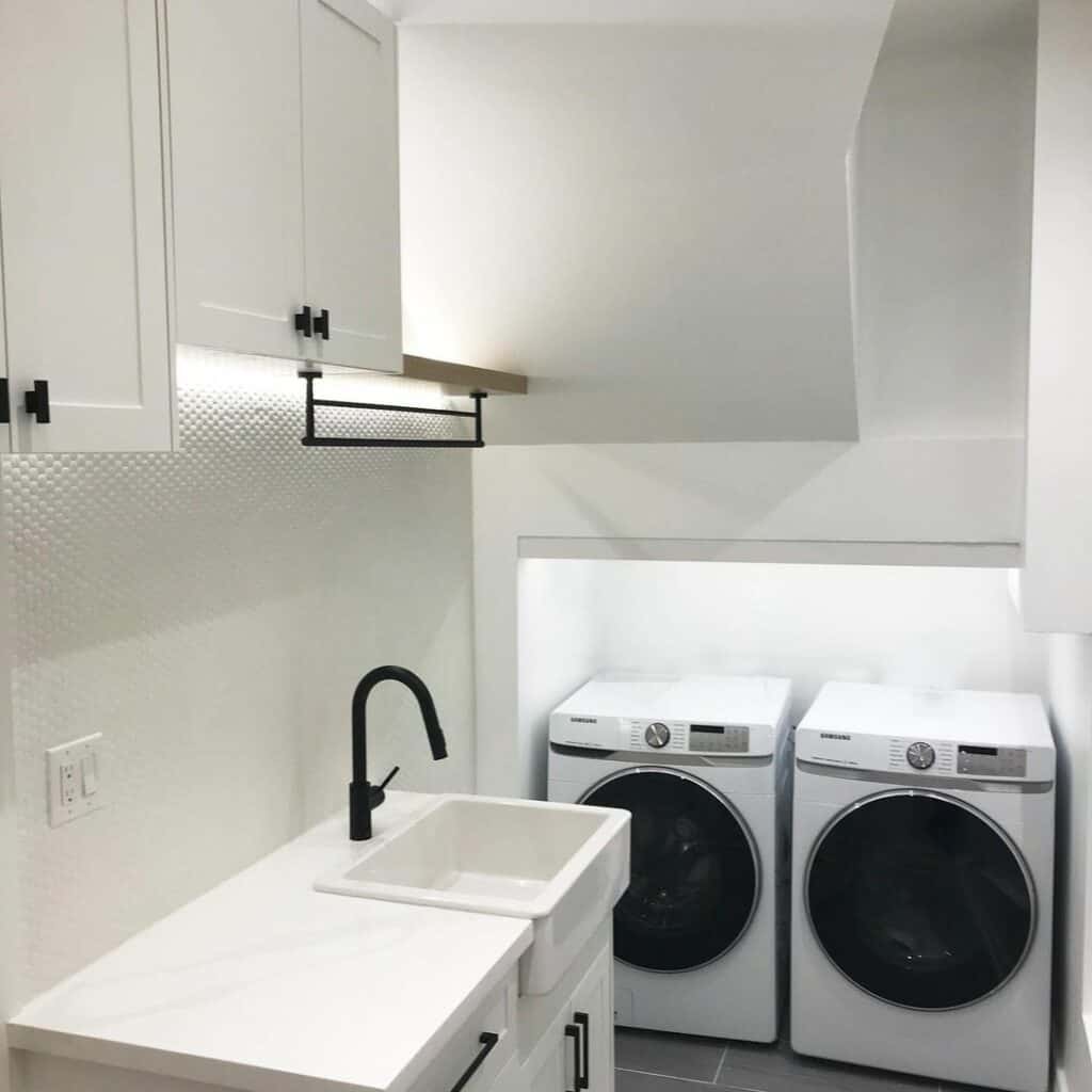 Modern Minimal Laundry Space