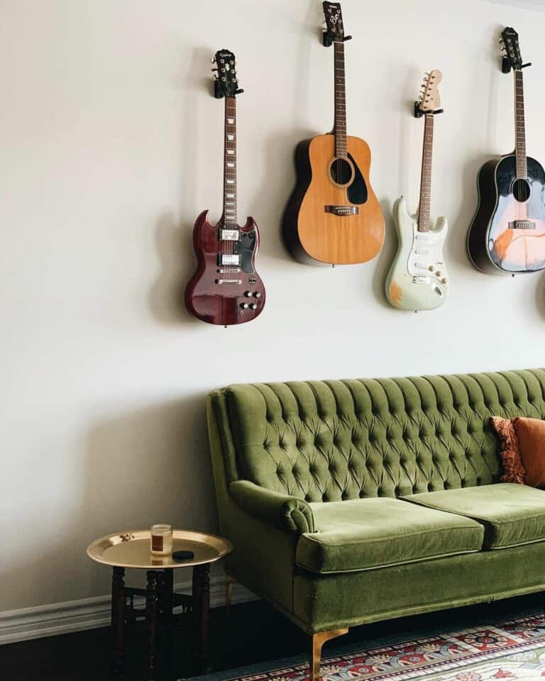 Modern Vintage Living Room With Velvet Couch