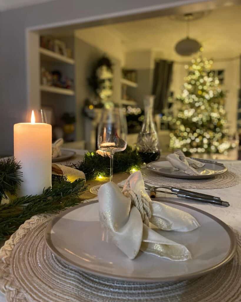 Moody Christmas-themed Table Setting