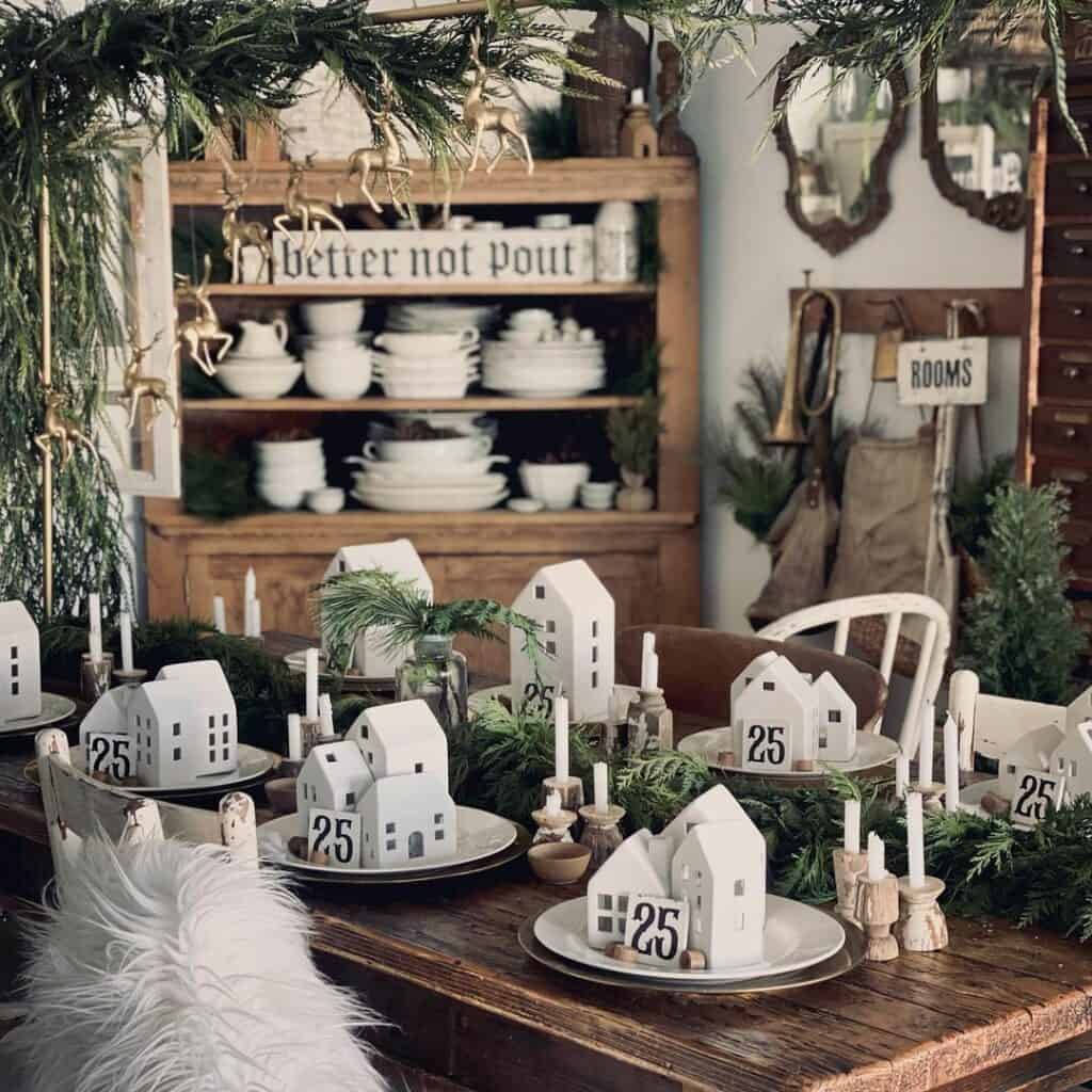 Neutral Christmas Table Setting Ideas With Greenery