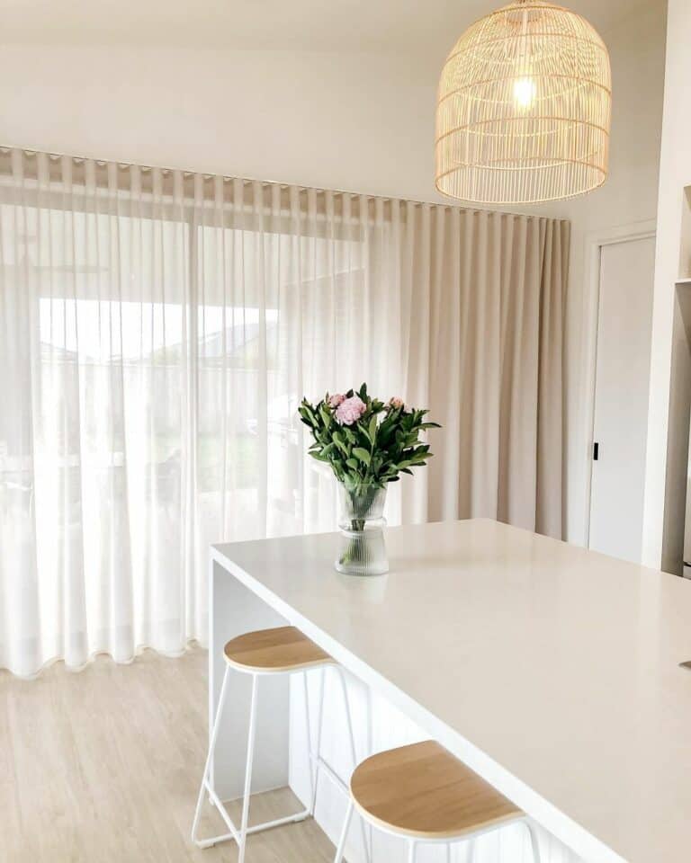 Simple Kitchen Aesthetic With White Kitchen Island