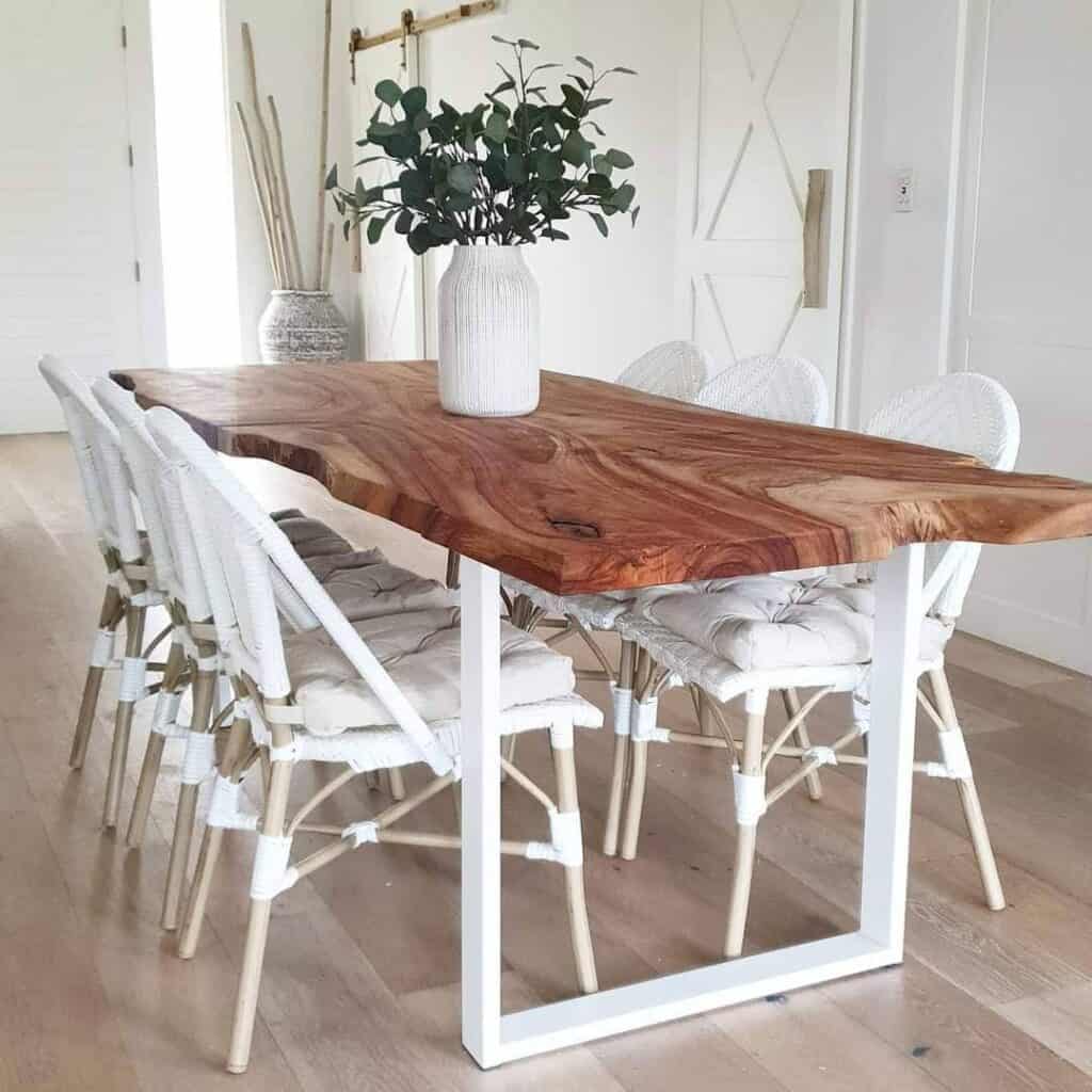 Simple White Farmhouse Dining Room With Timber Table