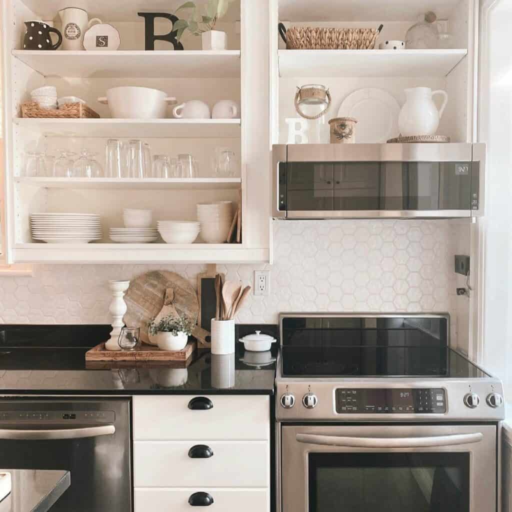 Stacking Plates on Simple Shelves