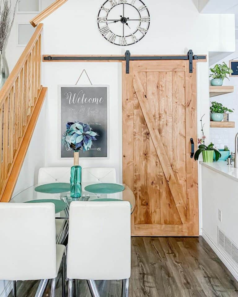 Stylish Dining Area in a Compact Kitchen