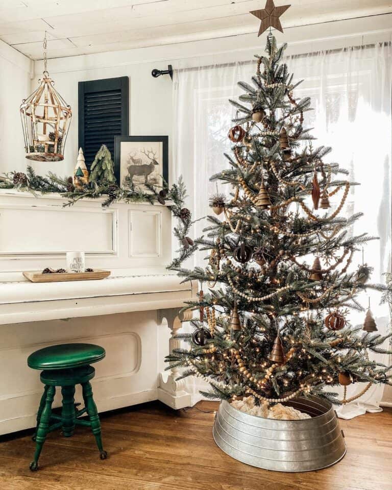 Vintage Christmas Tree Decorating Ideas