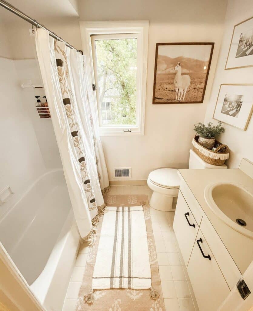 Warm Country Cottage Bath