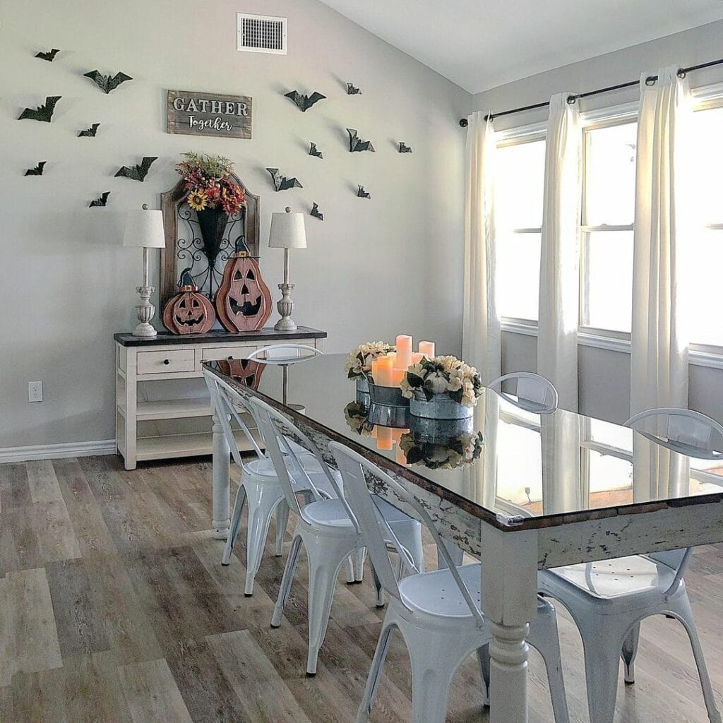 Accent Wall to Display Halloween Decor
