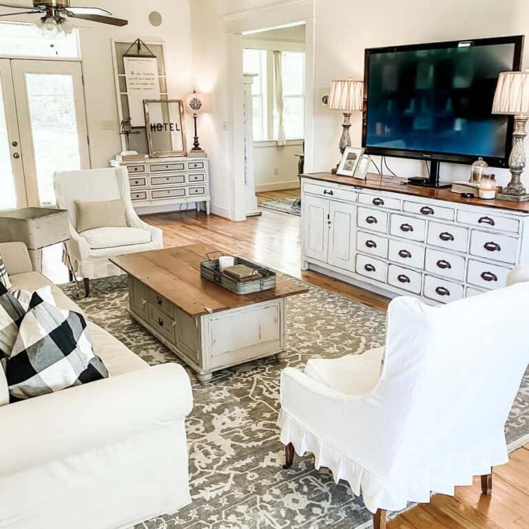 Bright Living Room With Vintage Pieces