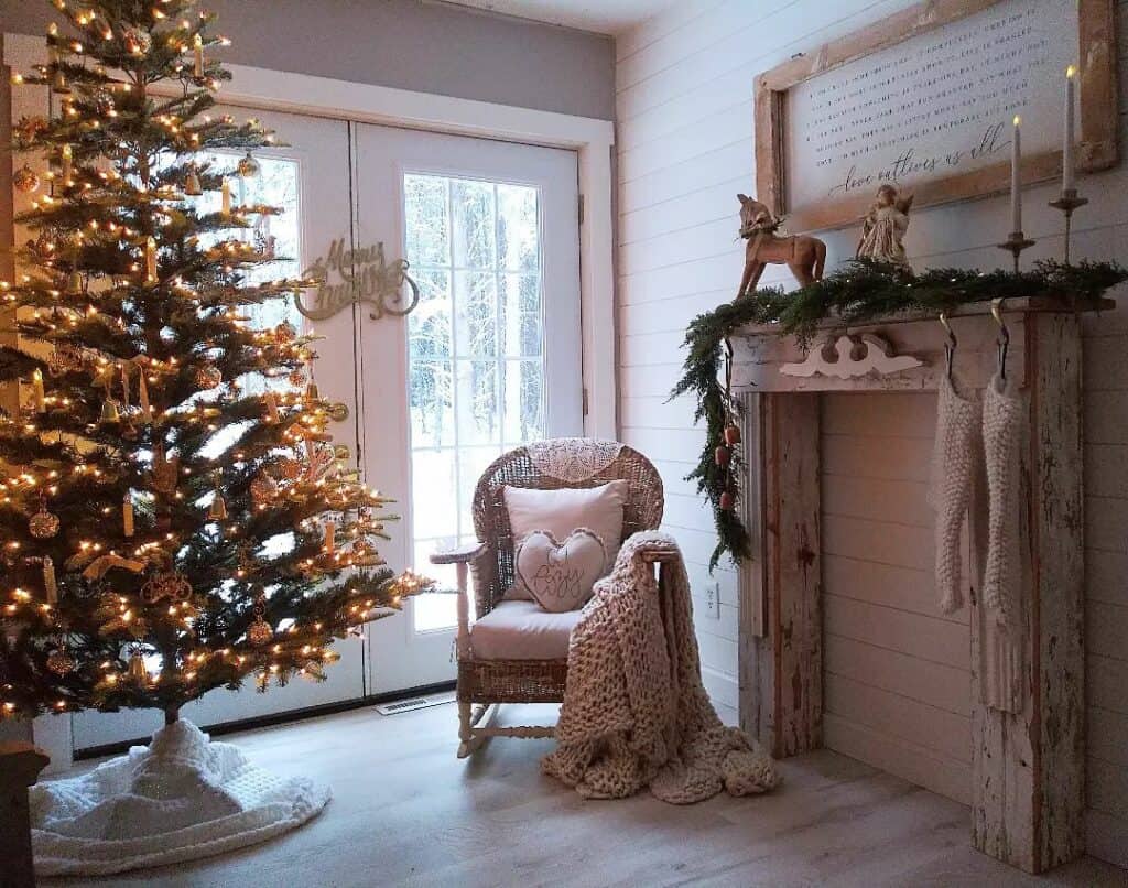 Clean and Bright Christmas Scene