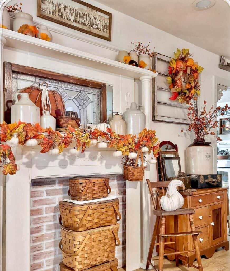 Colorful Fall Garland Ideas for Bright Mantel Decor