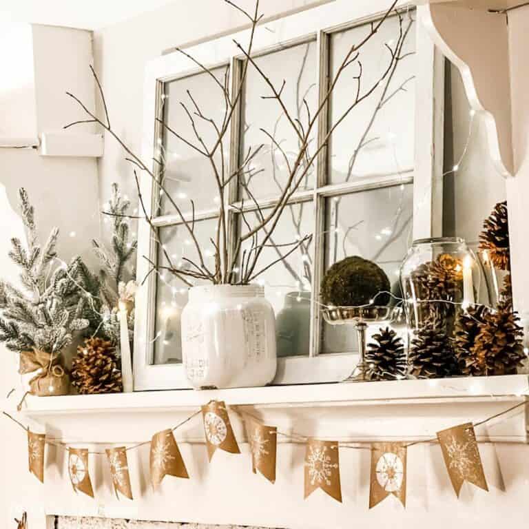 Enchanting Mantel With Winter Décor