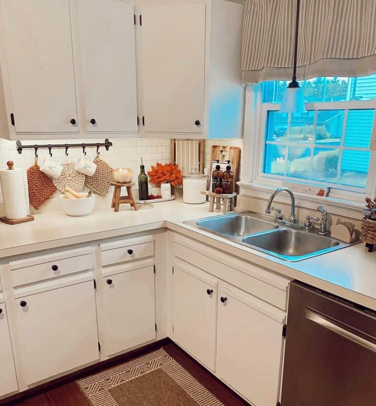Farmhouse Kitchen Contrasted With Black Hardware