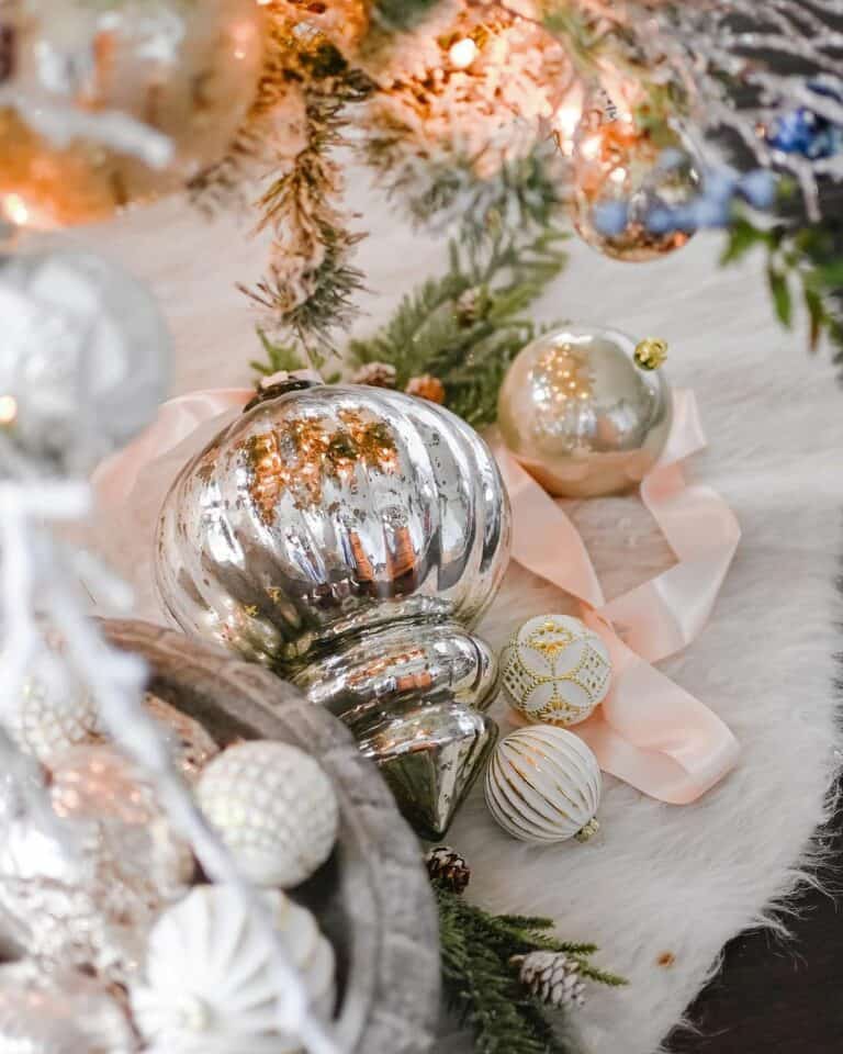 Glowing Lights With Silver Ornaments