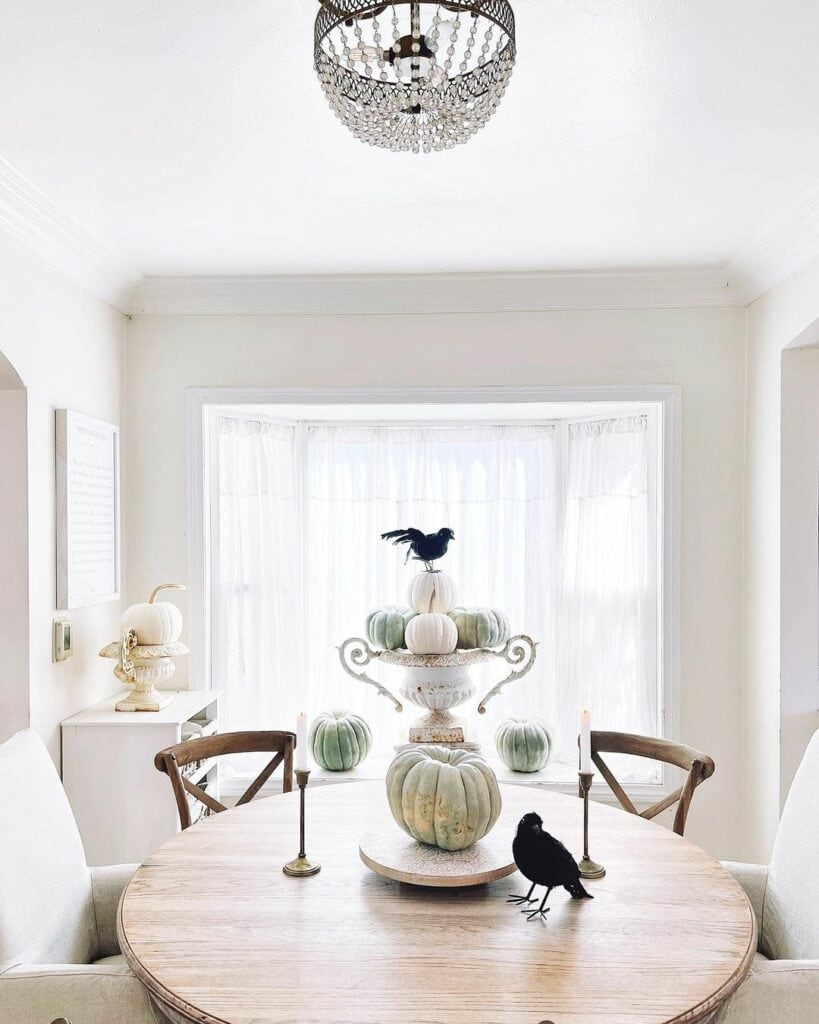 Modern Shabby Chic Halloween Centerpiece