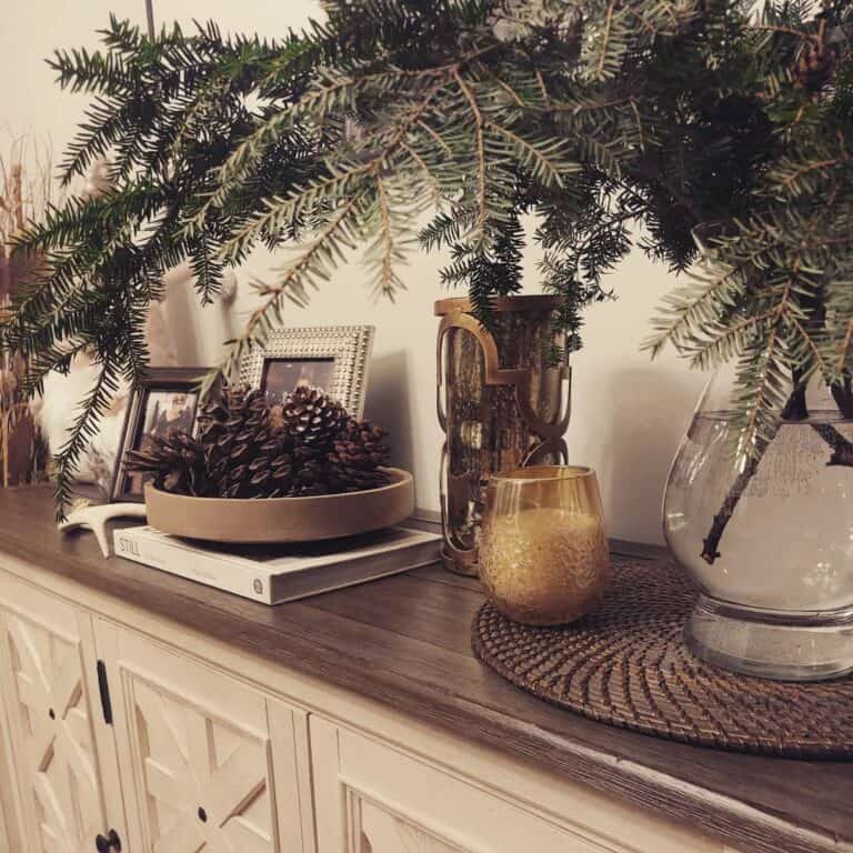 Nature’s Treasures in Winter Décor