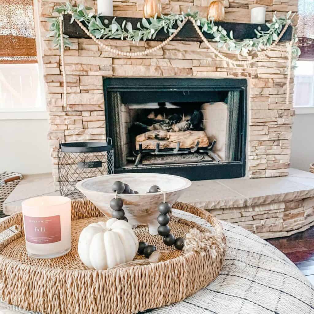 Neutral Fall Décor Ideas for a Living Room