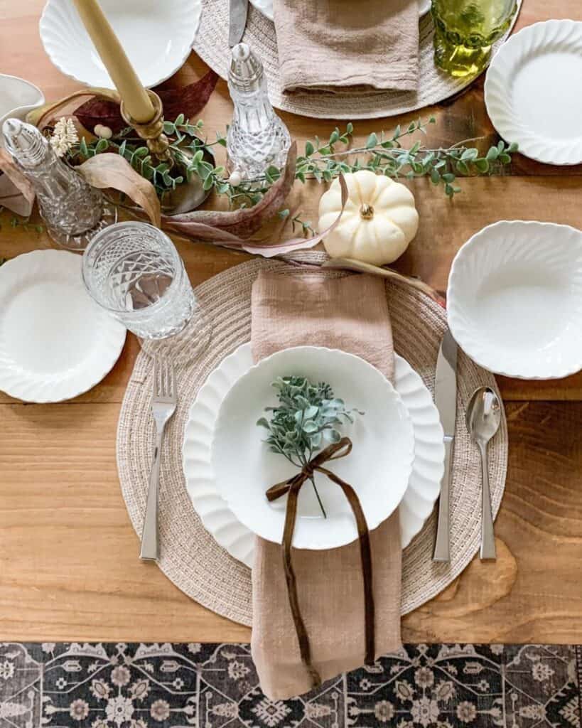 Neutral Farmhouse Table Decorations