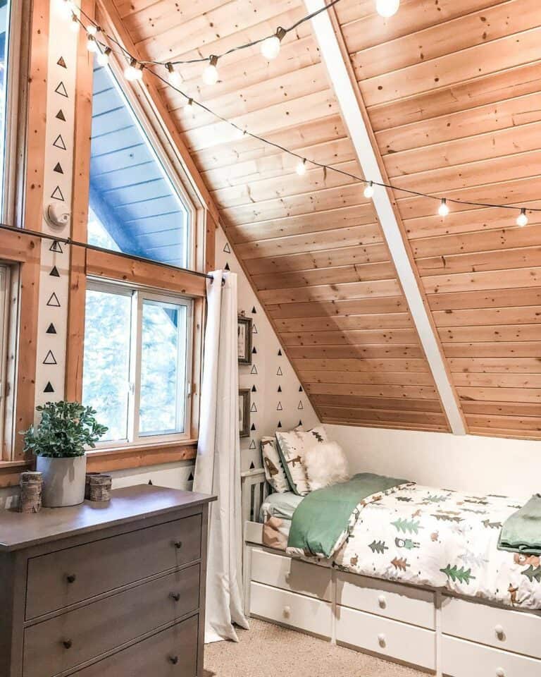 Slanted Ceiling Creates a Cool Corner Bed