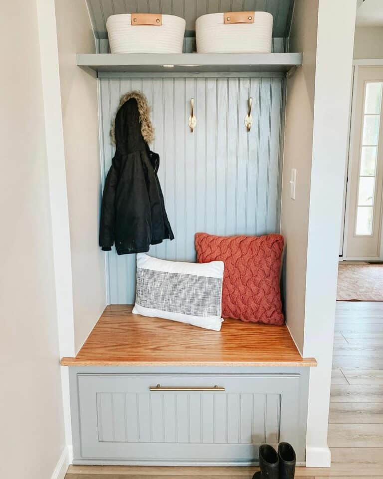 Suprising Storage Bench in a Recessed Wall