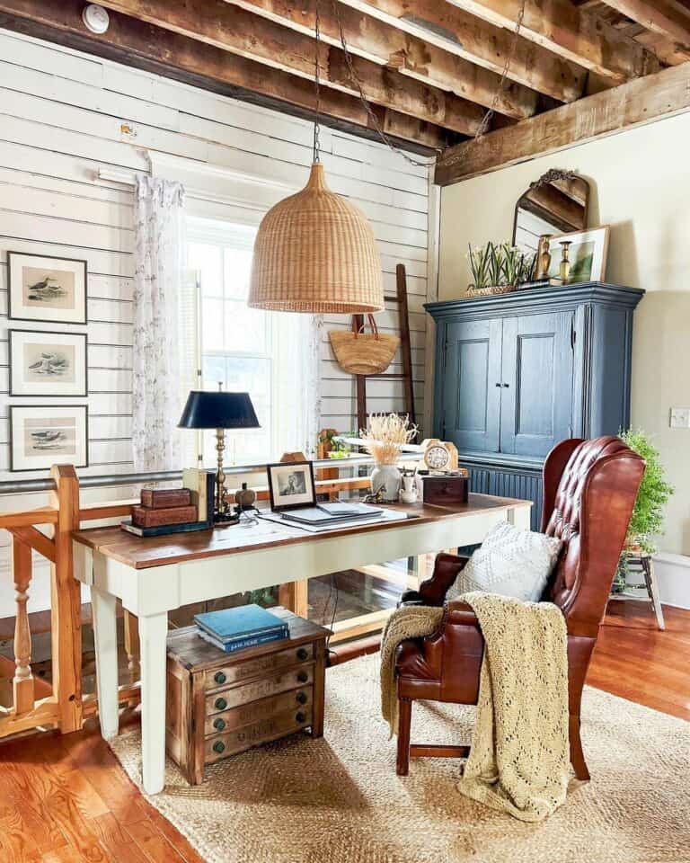 Wood Beam Ceiling Accentuated by Country Décor