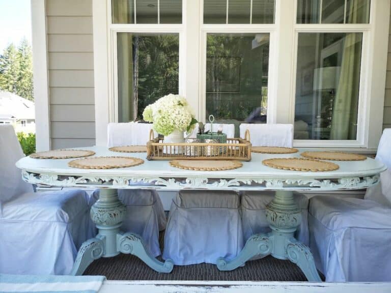 Blue Paint Accentuates a Vintage Table