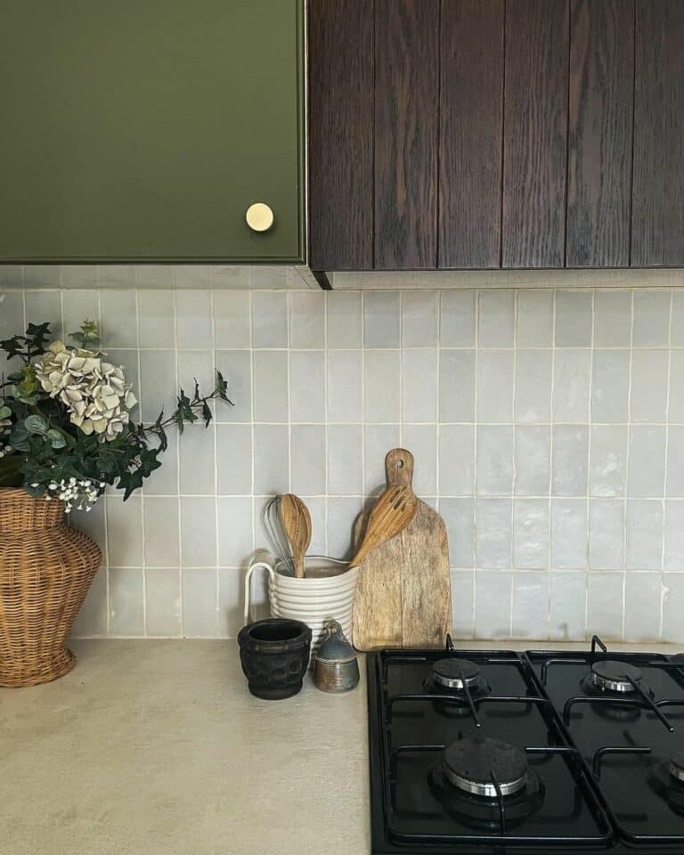 Earth Tones Rule a Rustic Kitchen