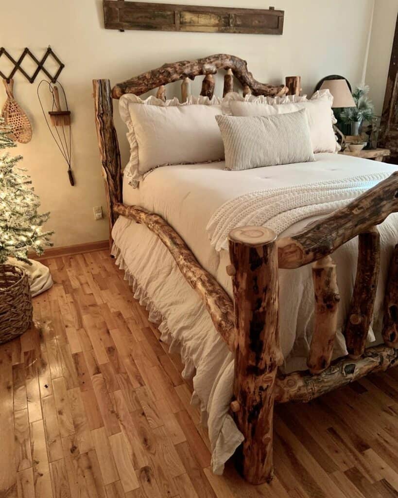 Cabin-inspired Bedroom Design