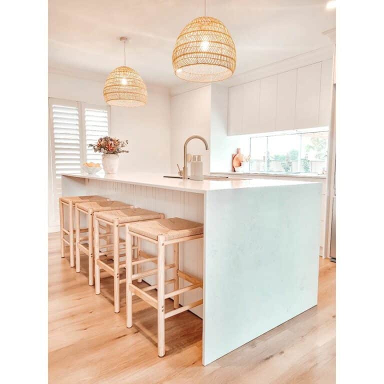 A Soft Kitchen Style Welcomes Interesting Features