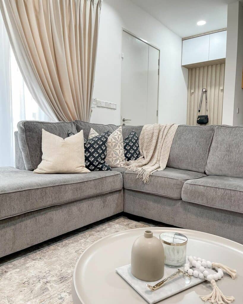 Accessories to Complement Sofa Upholstery