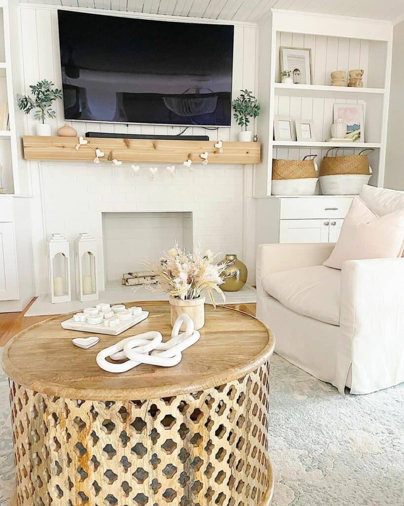 All-white Living Room With Matching Coffee Table Display