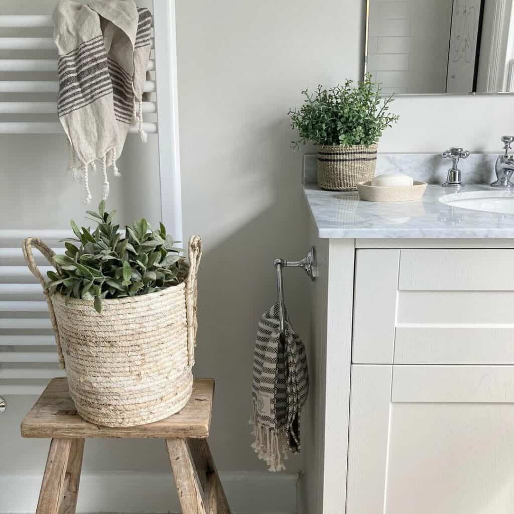 Bathroom Stool Styling