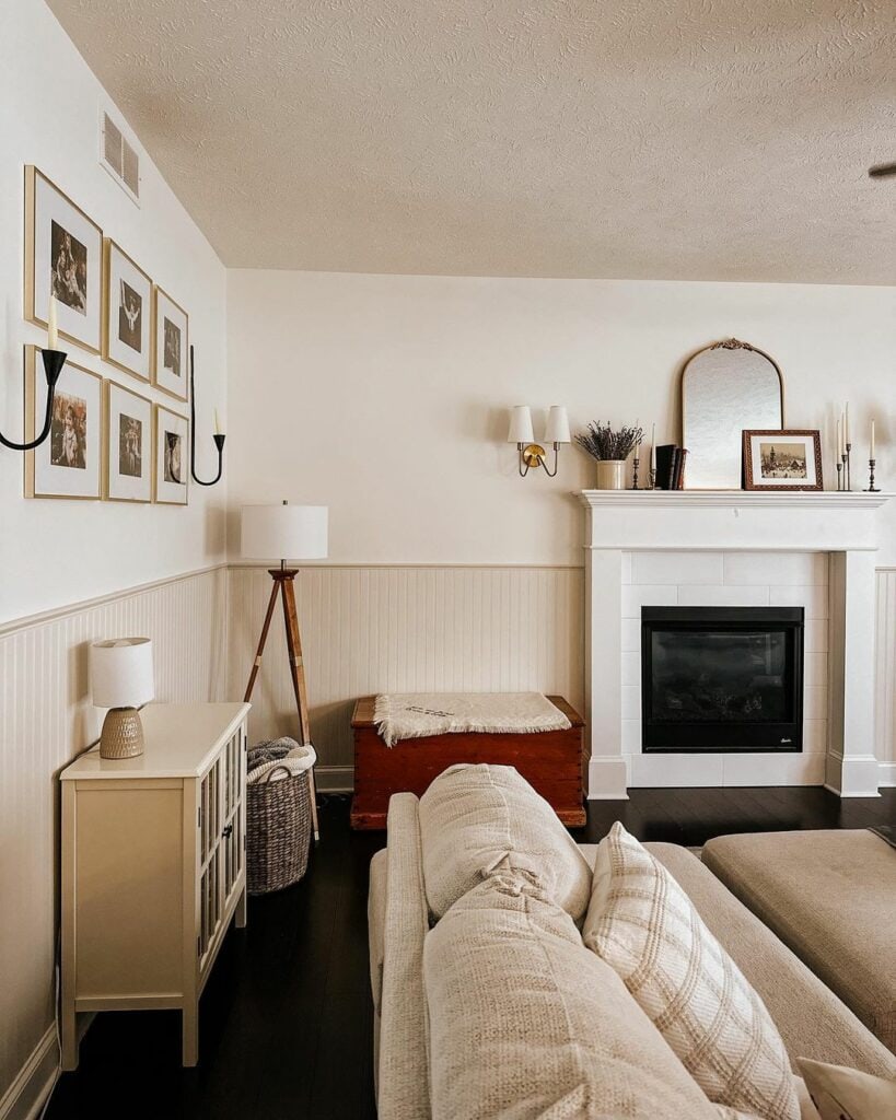 Beadboard Borders a Living Room