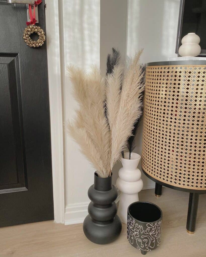 Corner Vases Accessorize a Doorway