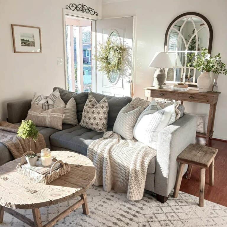Cozy Throws and Pillows With Rustic Accents