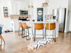 Curved Kitchen Island With Leather Seats