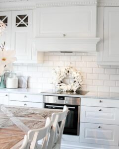 Eat-in Kitchen Table