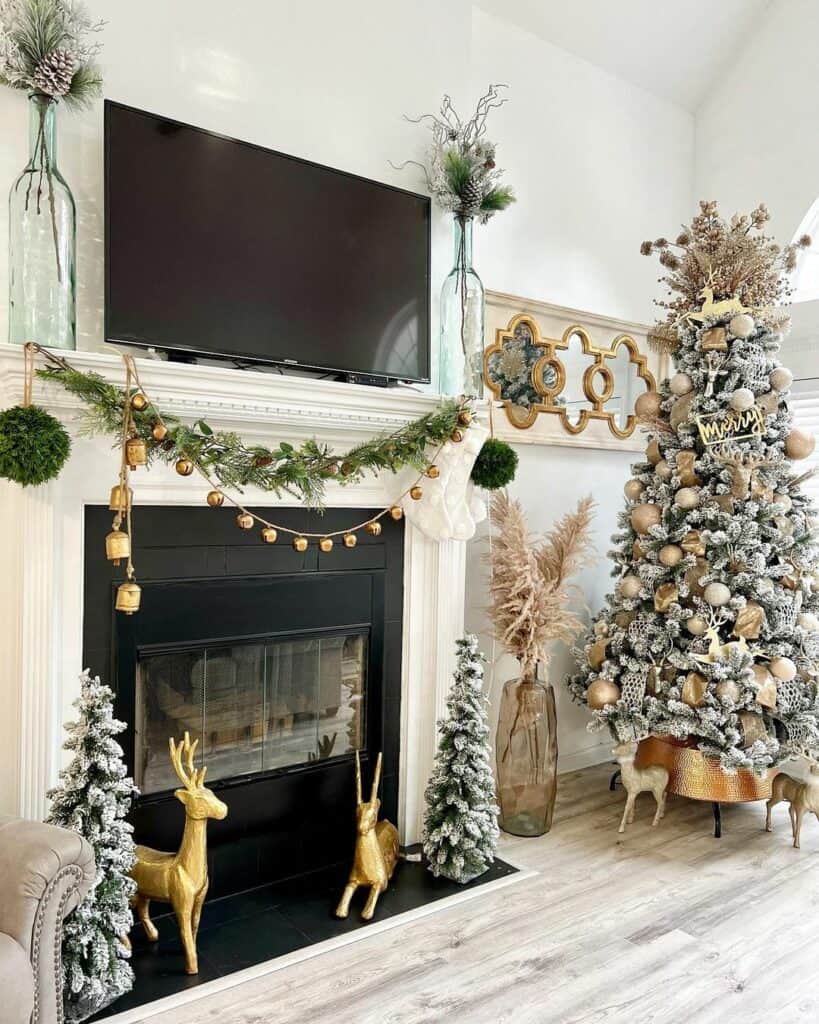 Glamorous Gold Accents