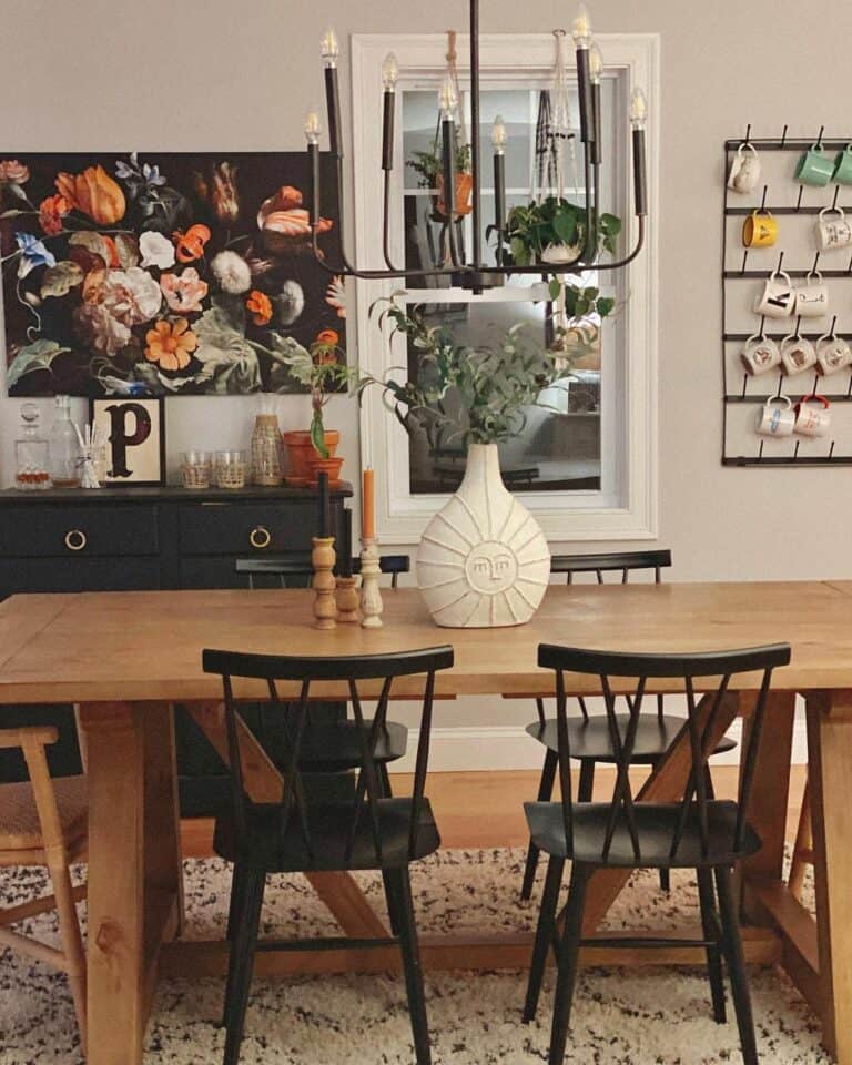 Homey Details for a Dining Room Design