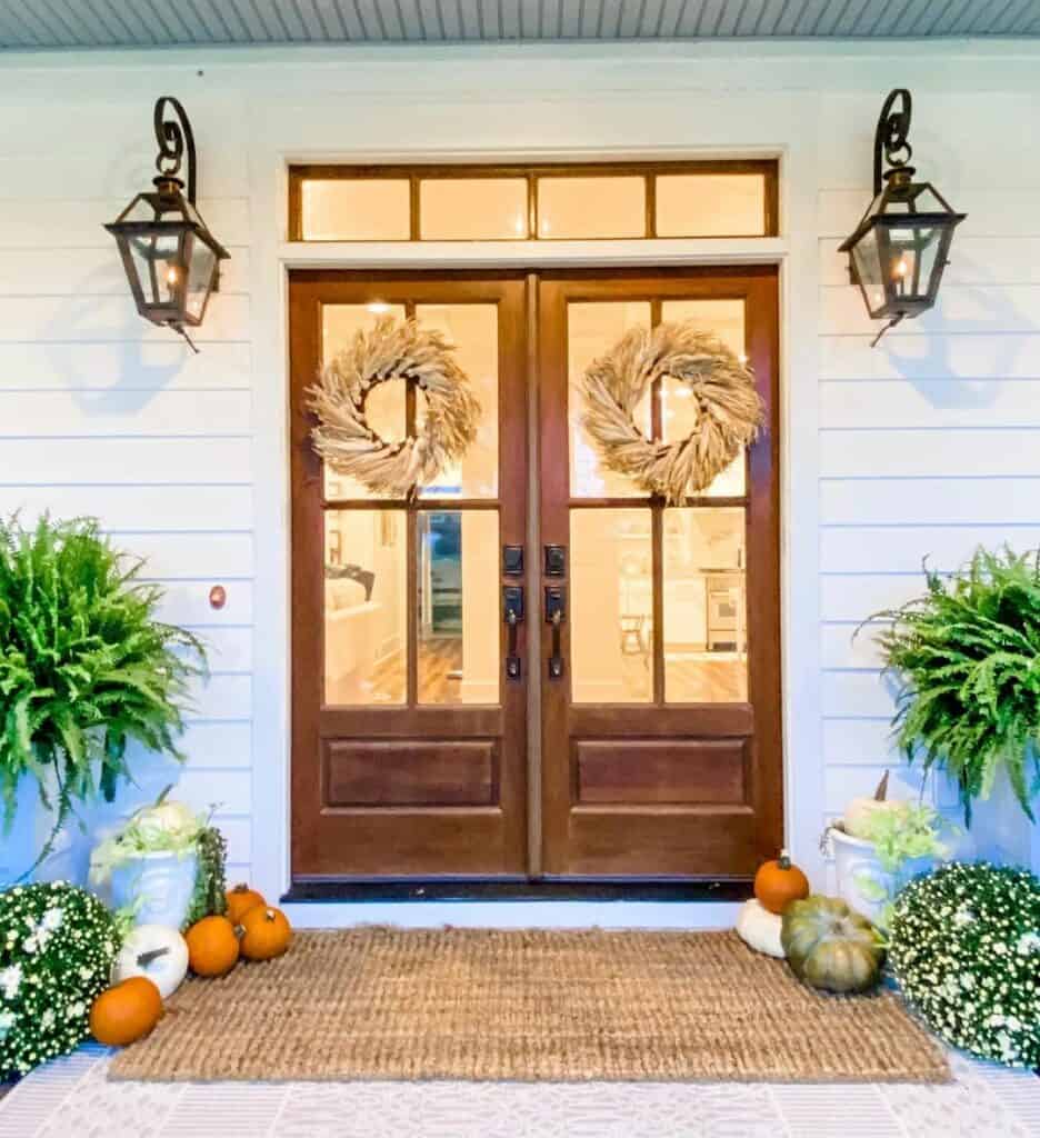 Lighting Styles That Enhance Porch Decor