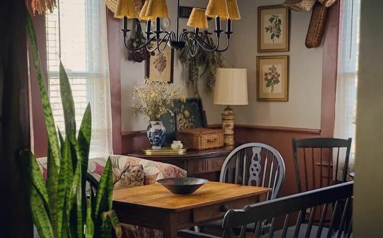 Mismatched Seating in a Vintage Dining Room